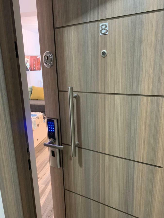 Apartament Garsoniera De La Mare Năvodari Zewnętrze zdjęcie